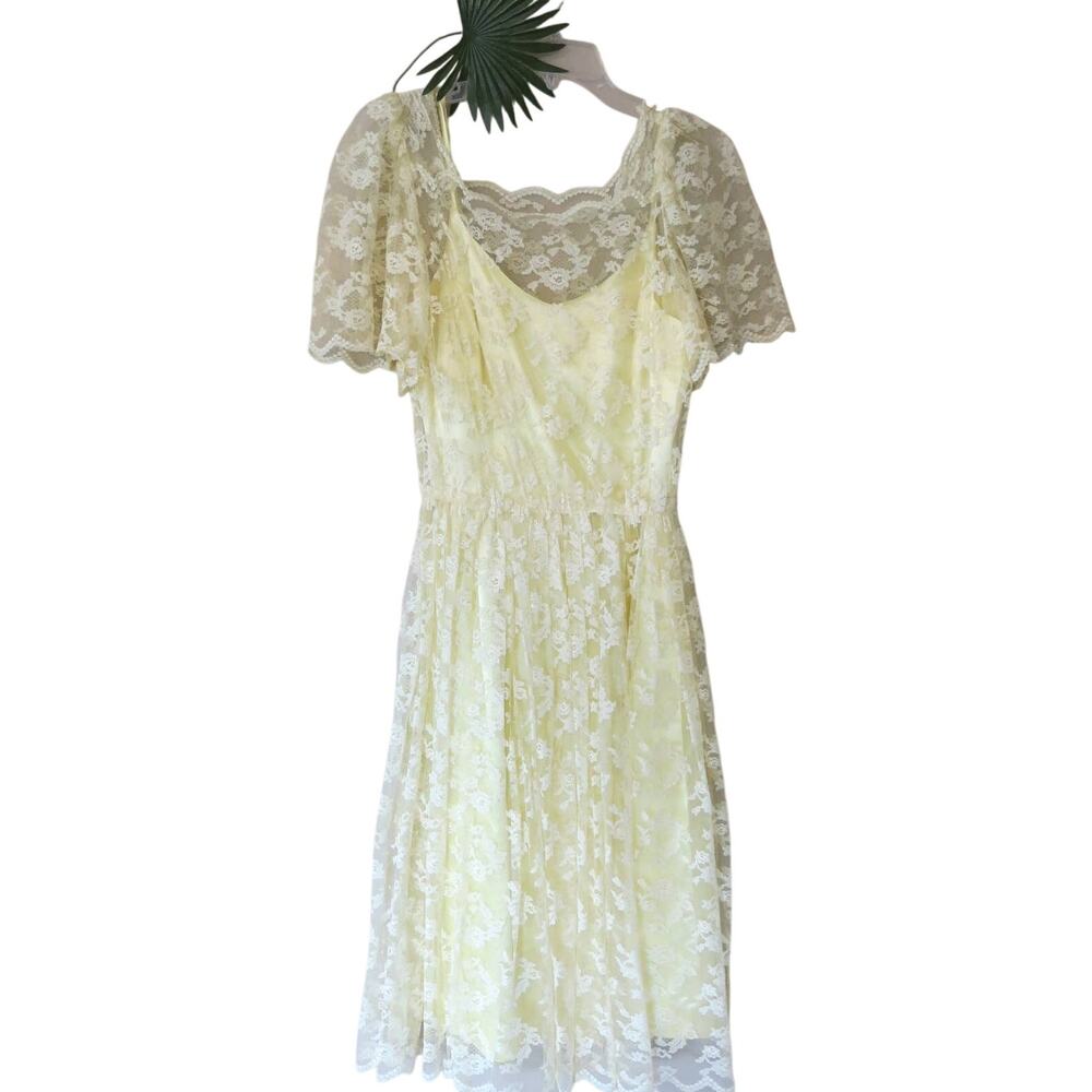 VINTAGE 70s Lace Dress Floral Overlay Size S Coquette Romantic Victorian Yellow